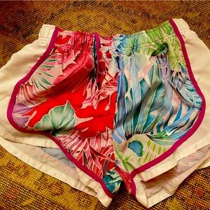 Nike Shorts. M. VGUC